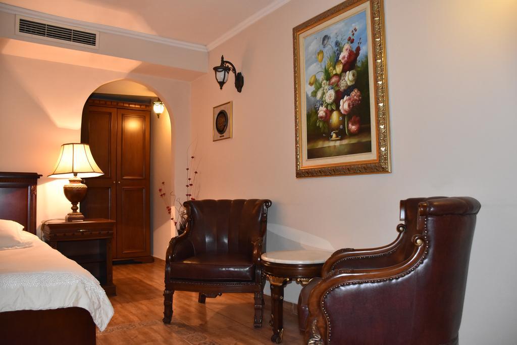 Boutique Hotel Boris Palace & Restaurant Płowdiw Zewnętrze zdjęcie