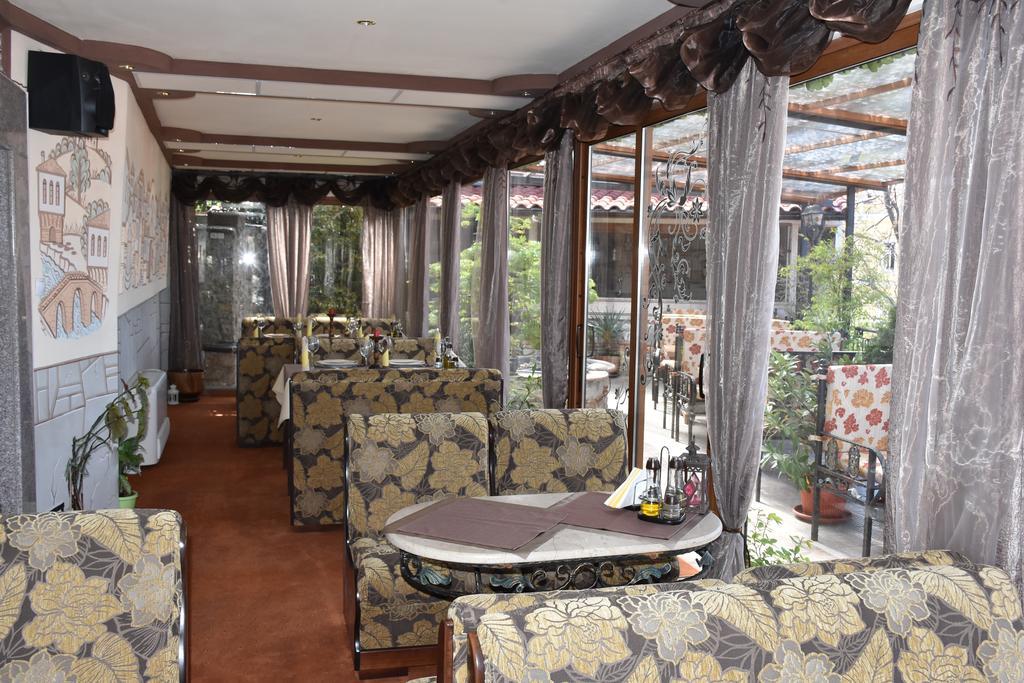 Boutique Hotel Boris Palace & Restaurant Płowdiw Zewnętrze zdjęcie